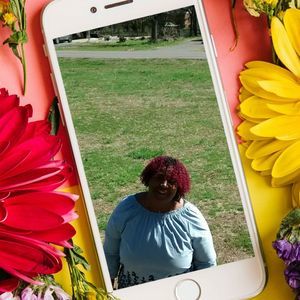 Meet your Posher, Linda